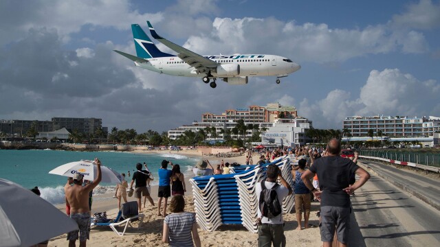 Super Scary Plane Landings