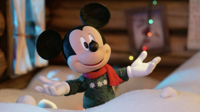 Mickey Saves Christmas