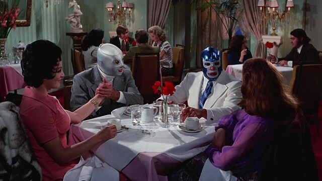Santo y Blue Demon contra el doctor Frankenstein
