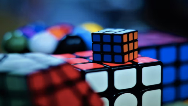 Competitive Speed Cubing