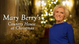 Mary Berry's Country House at Christmas