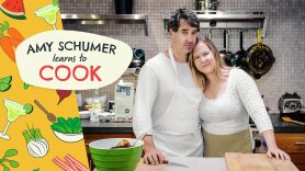 Amy Schumer Learns to Cook