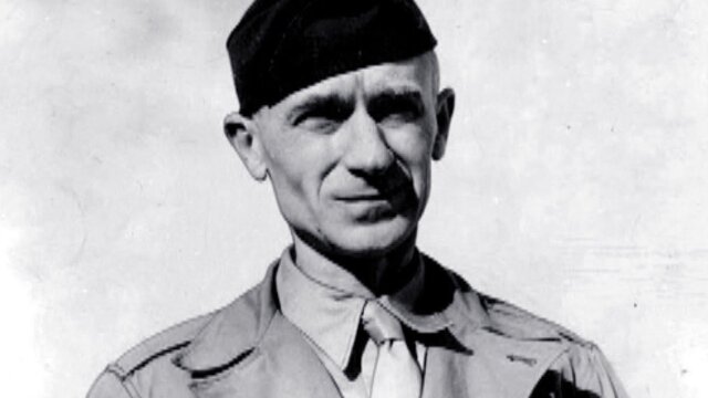 Ernie Pyle: Life in the Trenches