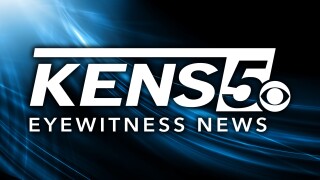 KENS 5 News at 10:30 PM