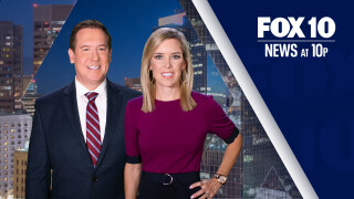 FOX 10 News at 10:30pm