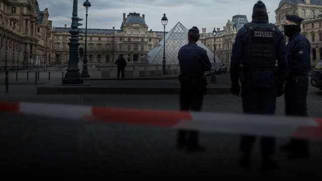 The Heist: The Louvre's Stolen Crown Jewels