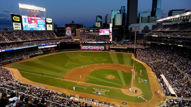 Twins Live Pregame