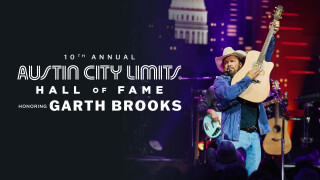 ACL 10th Annual Hall of Fame Honors Garth Brooks