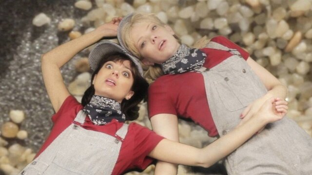 Garfunkel and Oates