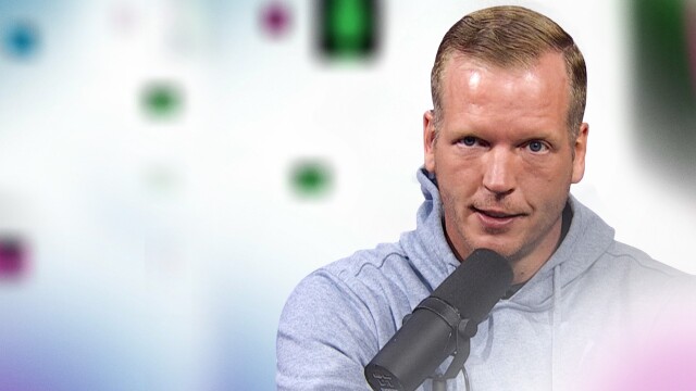 Chris Simms Unbuttoned
