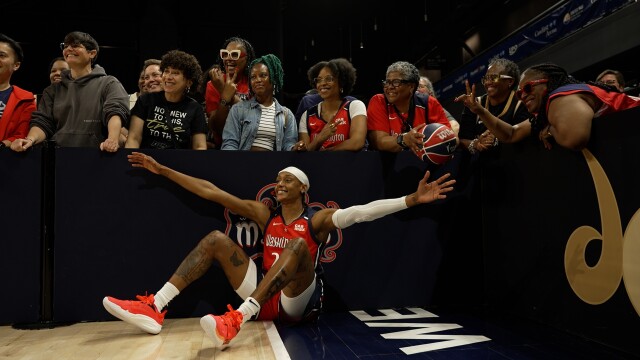 Mystics Courtside