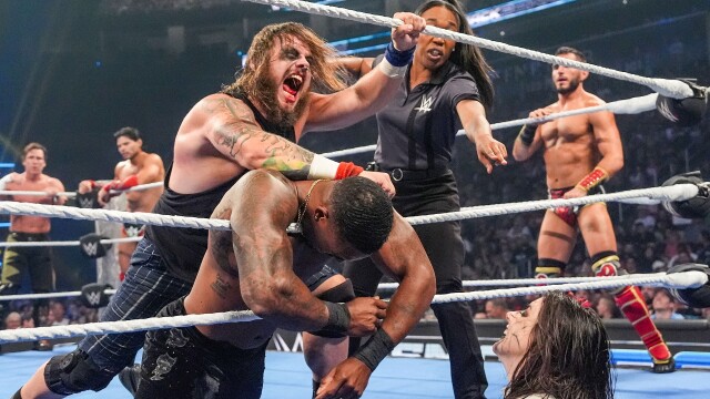 WWE Friday Night SmackDown